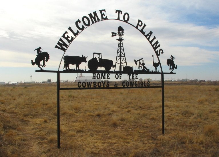 Plains sign